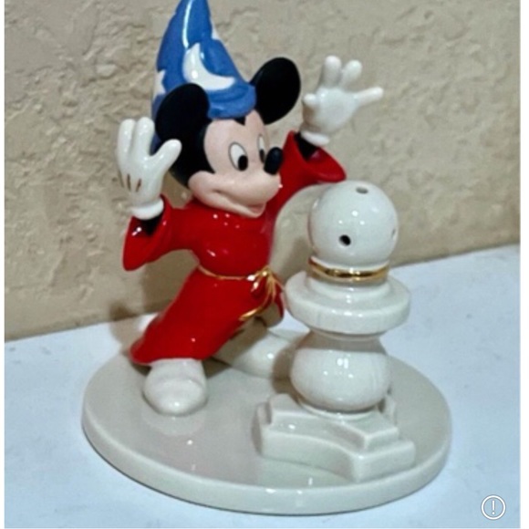 DISNEY “ SORCERER’S APPRENTICE” light up figurine by Lenox China EUC with box - Picture 3 of 6